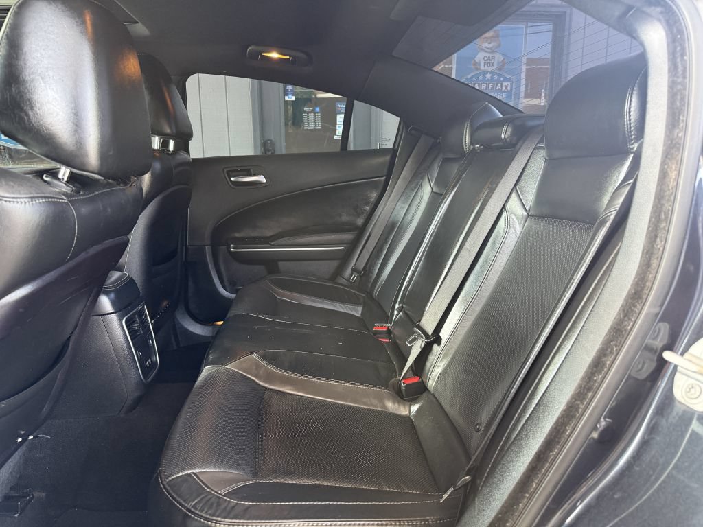 Used 2019 Dodge Charger SXT w/ Leather Interior Group RWD image 12