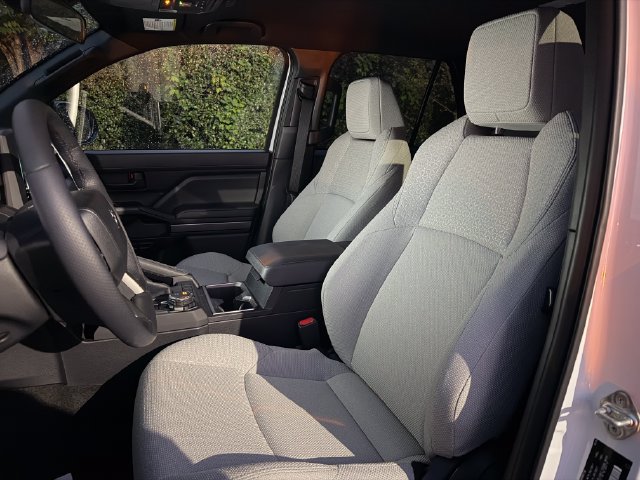Used 2026 Toyota 4Runner SR5 AWD/4WD image 12