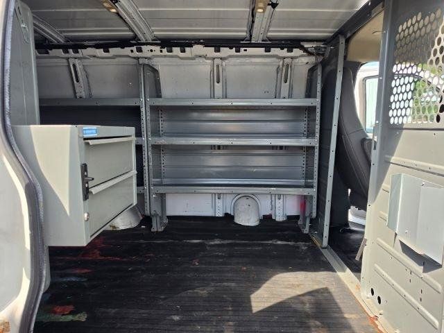 Used 2017 GMC Savana 2500 RWD image 25