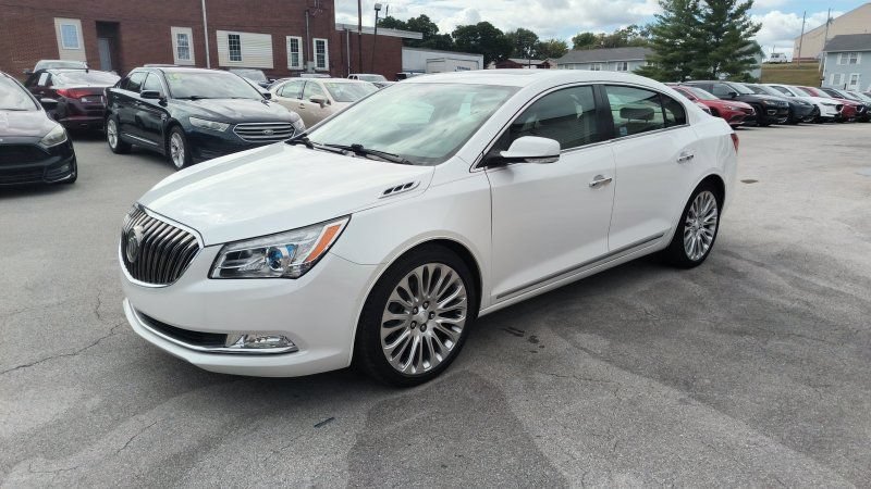 Used 2015 Buick LaCrosse Premium w/ Driver Confidence Package #1 FWD image 1