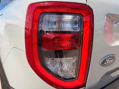 Used 2021 Ford Bronco Sport Outer Banks w/ Outer Banks Package (96D) image 36