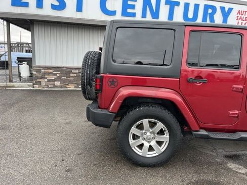 Used 2012 Jeep Wrangler Unlimited Sport image 14