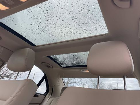 Used 2015 Mercedes-Benz E 350 Sedan image 19