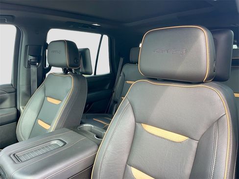 Used 2023 GMC Yukon AT4 w/ Technology Package image 13