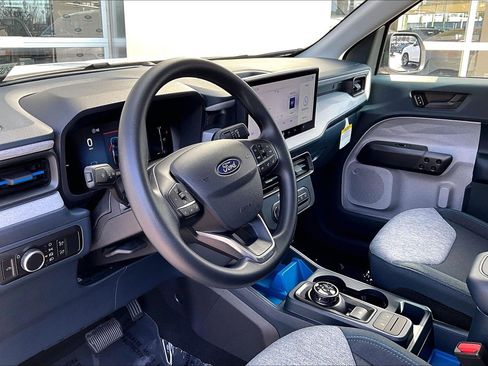 Used 2025 Ford Maverick XLT w/ Equipment Group 302A image 14