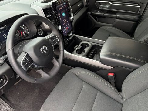 Used 2025 RAM 1500 Big Horn AWD/4WD image 9