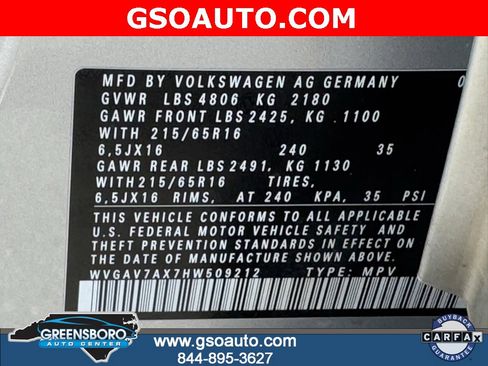 Used 2017 Volkswagen Tiguan S image 39