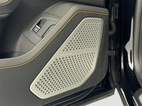 Used 2023 Lamborghini Urus S image 19