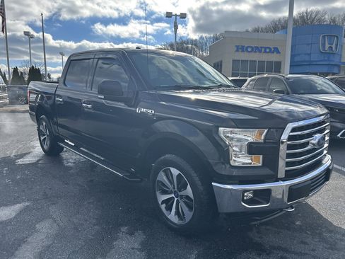 Used 2015 Ford F150 XLT w/ Equipment Group 302A Luxury image 2