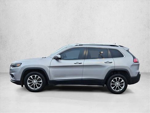 Used 2020 Jeep Cherokee Latitude Plus image 8