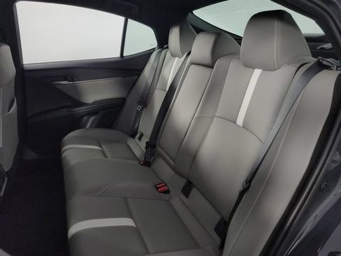 Used 2026 Toyota Camry SE FWD image 17