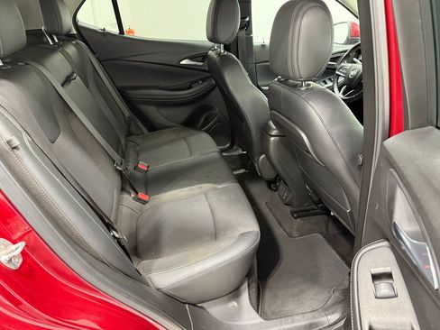 Used 2021 Buick Encore GX Select image 33