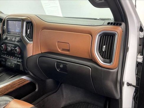 Used 2021 Chevrolet Silverado 3500 High Country AWD/4WD image 15