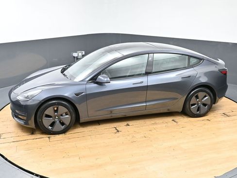 Used 2023 Tesla Model 3 Standard Range image 50