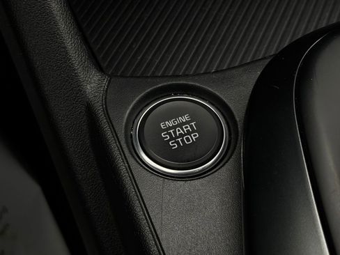 Used 2025 Kia K4 FWD image 25