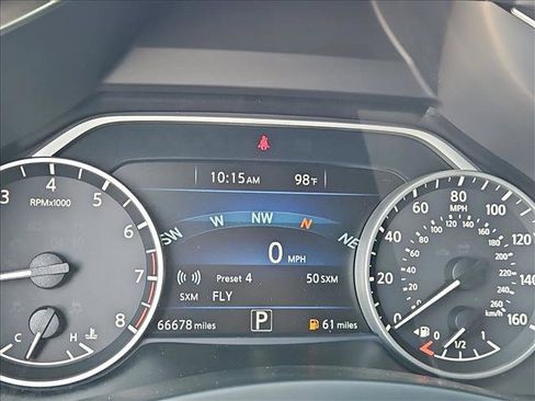 Used 2018 Nissan Murano Platinum FWD image 11