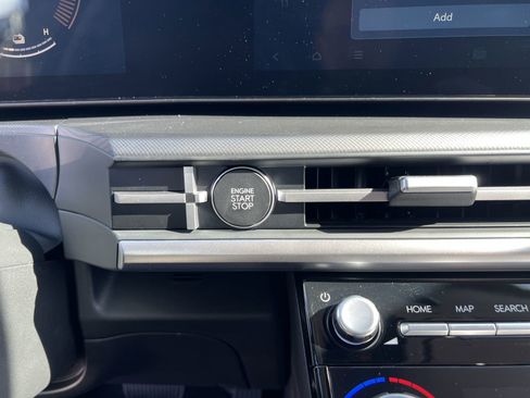 New 2026 Hyundai Santa Fe SE image 16