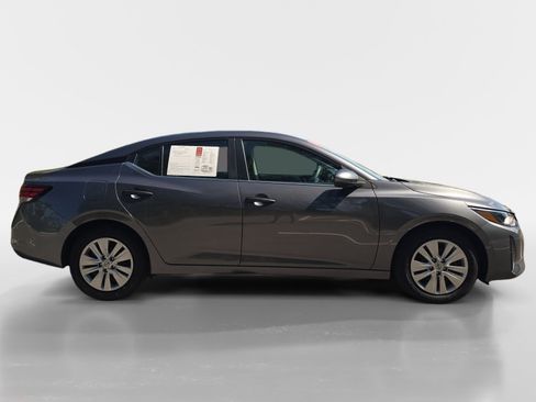 Certified 2025 Nissan Sentra S FWD image 7