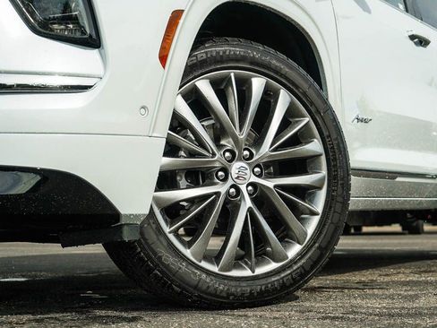 New 2026 Buick Enclave Avenir w/ Super Cruise Package image 6