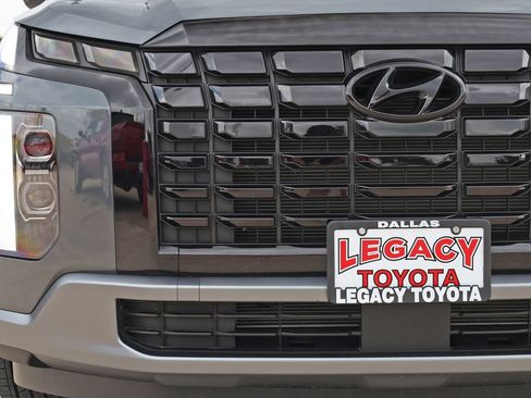 Used 2025 Hyundai Palisade SEL FWD image 11