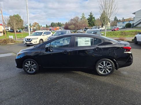 New 2025 Nissan Versa SV w/ Trunk Package image 9