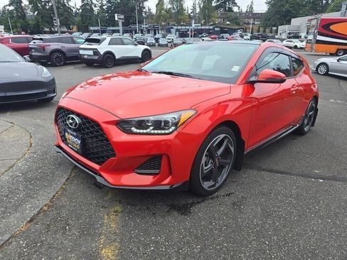 Used 2021 Hyundai Veloster Turbo FWD image 3