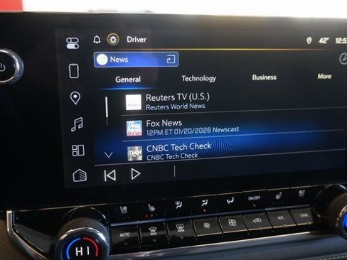 Used 2026 Chevrolet Colorado ZR2 w/ Technology Package image 16