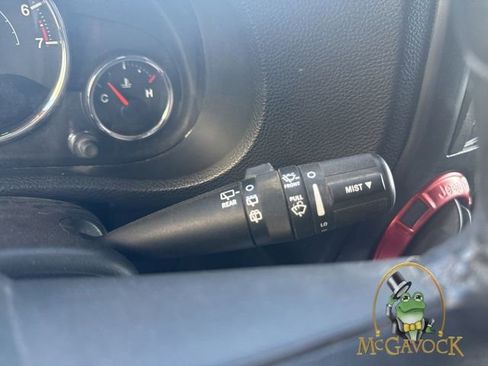 Used 2013 Jeep Wrangler Unlimited Sport image 13