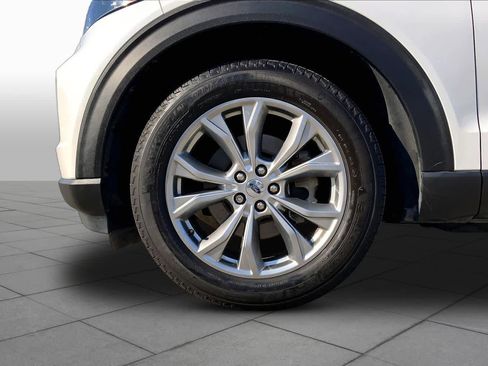 Used 2021 Ford Explorer Limited w/ Equipment Group 301A RWD image 11