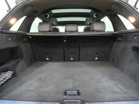 Used 2019 Mercedes-Benz GLC 300 4MATIC image 27