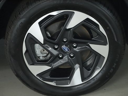 Used 2025 Subaru Crosstrek 2.5i Limited AWD/4WD image 10