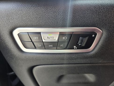 Used 2022 BMW X6 xDrive40i w/ Luxury Seating Package AWD/4WD image 22