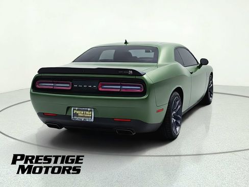 Used 2022 Dodge Challenger R/T Scat Pack RWD image 7