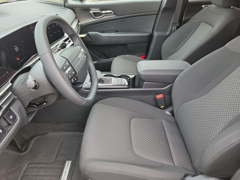 New 2026 Kia Sportage LX AWD/4WD image 3