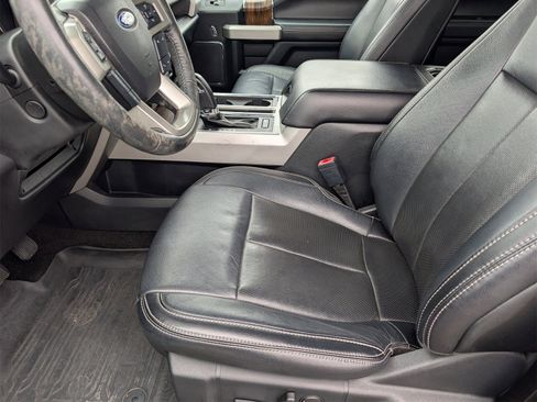 Used 2020 Ford F150 Lariat w/ Equipment Group 502A Luxury image 14