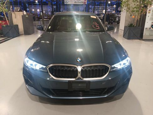 Used 2025 BMW 330i xDrive Sedan w/ Premium Package AWD/4WD image 7