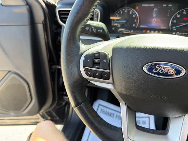 Used 2023 Ford Explorer XLT w/ Equipment Group 202A AWD/4WD image 39