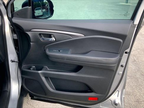 Used 2023 Honda Ridgeline RTL image 22