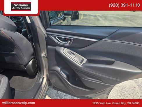 Used 2019 Subaru Forester Premium w/ All-Weather Package AWD/4WD image 17