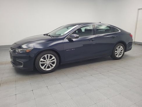 Used 2017 Chevrolet Malibu LT FWD image 2