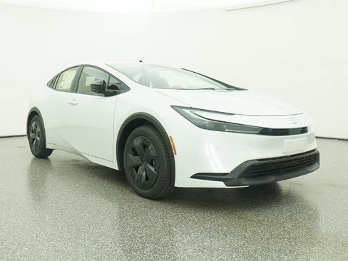 New 2026 Toyota Prius LE image 29