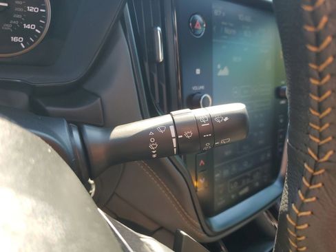 Used 2025 Subaru Outback Wilderness image 37