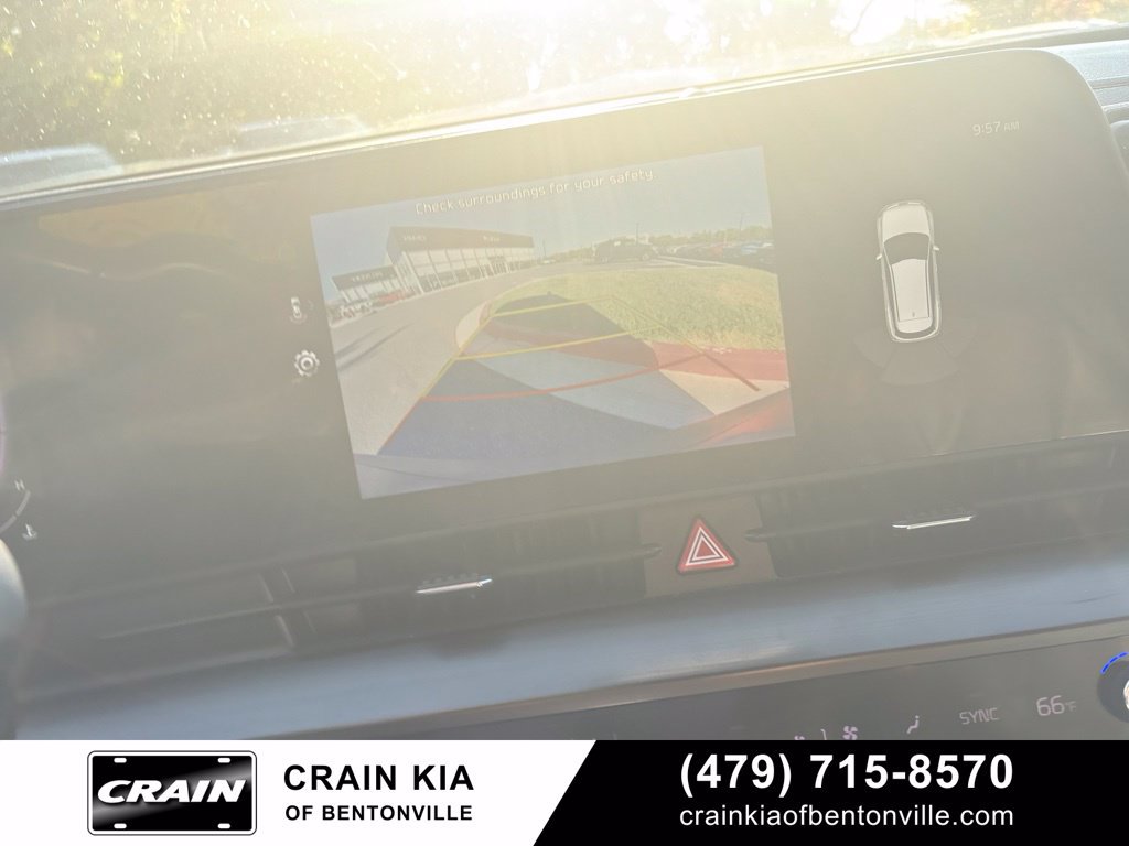 Used 2024 Kia Sportage EX FWD image 27
