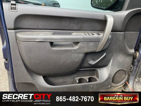 Used 2012 Chevrolet Silverado 1500 LT AWD/4WD image 13