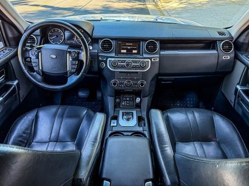 Used 2016 Land Rover LR4 HSE image 28