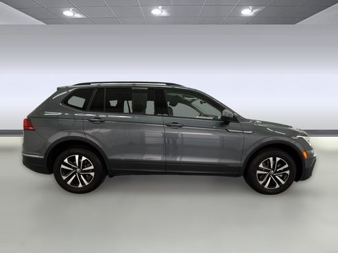 Used 2023 Volkswagen Tiguan S image 7
