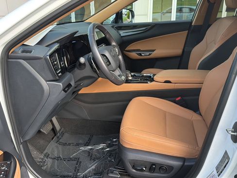 Used 2026 Lexus NX 350 AWD image 10