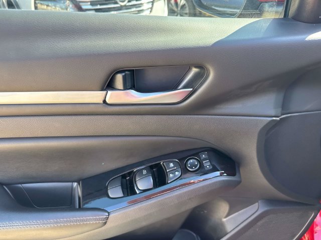 Used 2023 Nissan Altima 2.5 SV FWD image 25