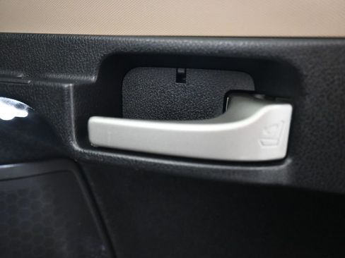 Used 2015 Honda Crosstour EX-L image 47