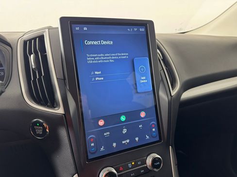 Used 2023 Ford Edge SEL image 26